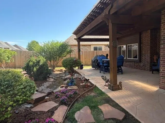 Photo 5 — 3106 Hampshire Lane, Oklahoma City, OK 73179
