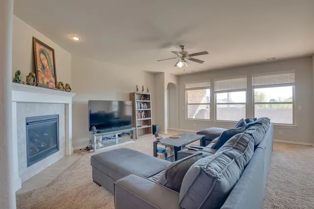 Photo 7 — 11236 SW 36th Street, Yukon, OK 73099