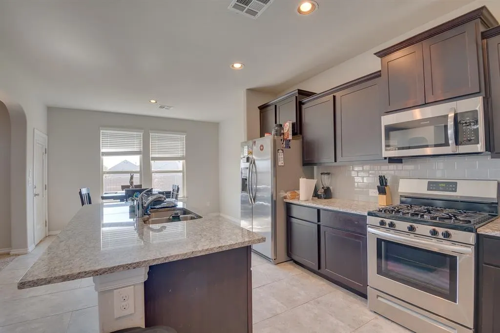 Photo 17 — 11236 SW 36th Street, Yukon, OK 73099