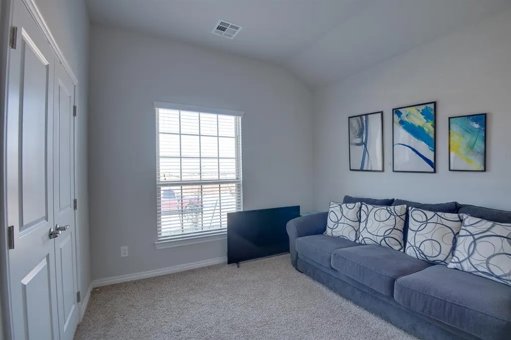 Photo 29 — 11236 SW 36th Street, Yukon, OK 73099