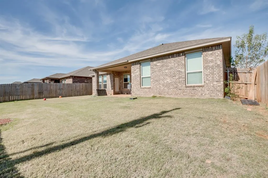 Photo 30 — 11236 SW 36th Street, Yukon, OK 73099