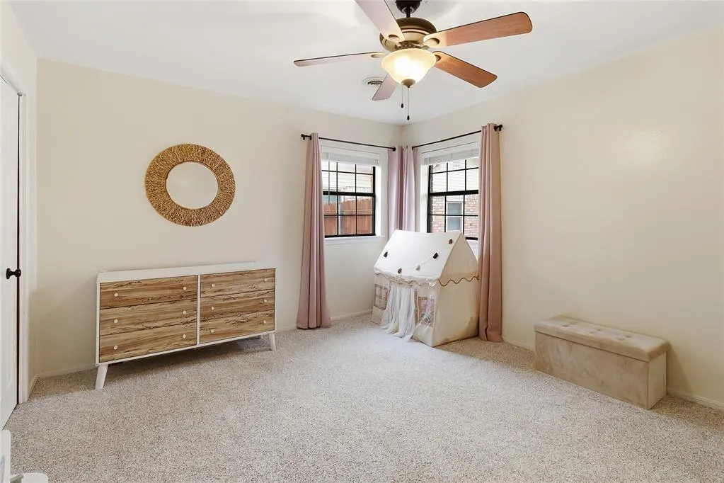 Photo 29 — 215 W Hillcrest Lane, Hobart, OK 73651