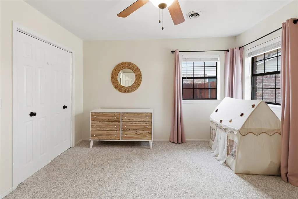 Photo 31 — 215 W Hillcrest Lane, Hobart, OK 73651