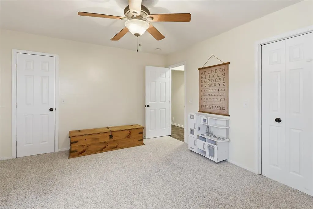 Photo 32 — 215 W Hillcrest Lane, Hobart, OK 73651