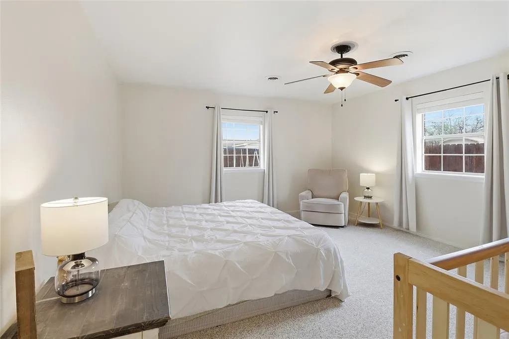Photo 37 — 215 W Hillcrest Lane, Hobart, OK 73651