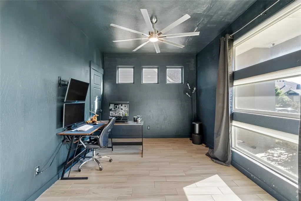 Photo 7 — 12913 Black Hills Drive, Oklahoma City, OK 73142