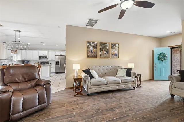 Photo 7 — 508 N Van Buren Avenue, Blanchard, OK 73010