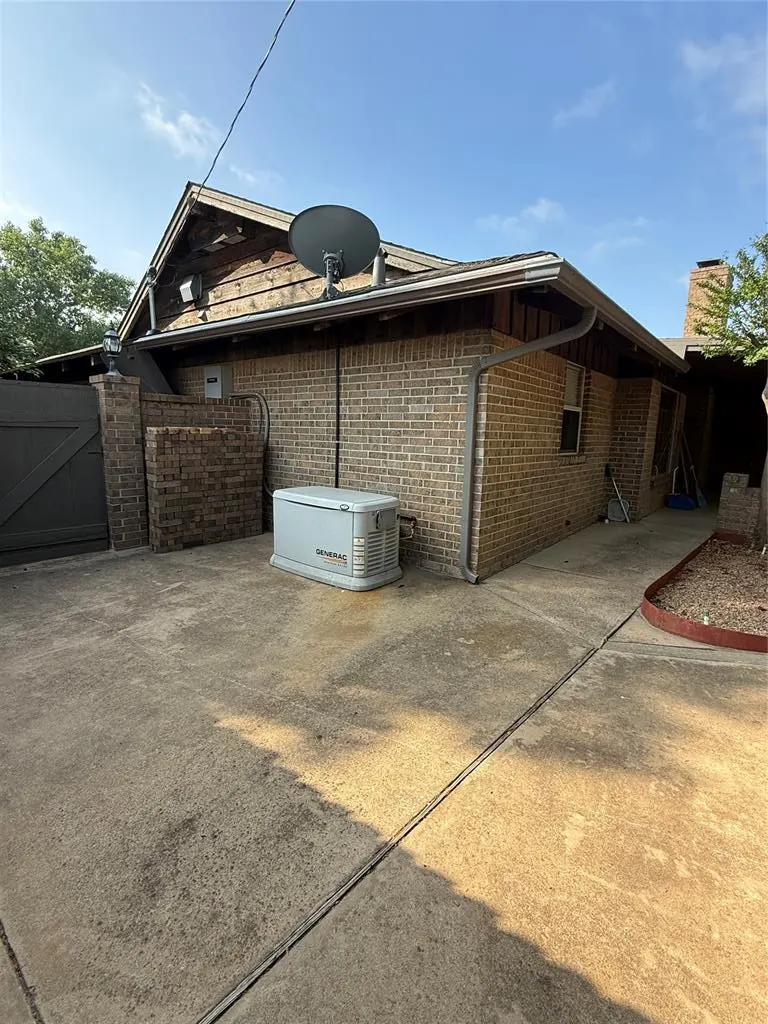 Photo 22 — 2013 N Mockingbird Lane, Altus, OK 73521