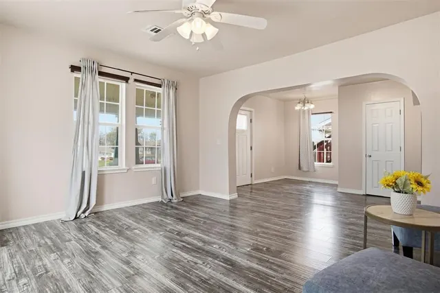 Photo 4 — 1424 NW 33rd Street, Oklahoma City, OK 73118