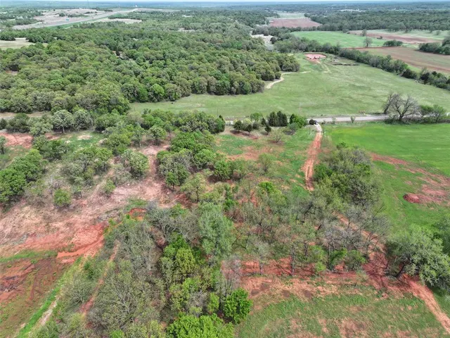 Photo 3 — 3 Wild Horse Creek, Luther, OK 73054