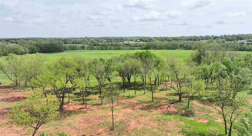Photo 2 — 6 Wild Horse Creek, Luther, OK 73054