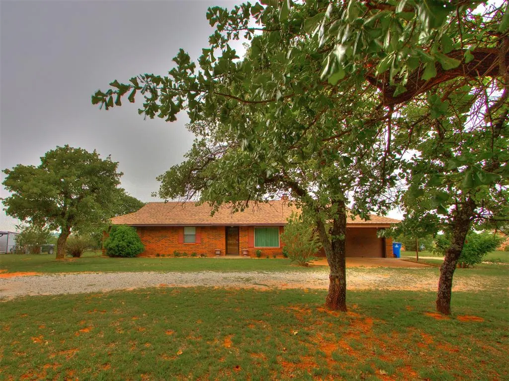 Photo 3 — 954 S Sara Road, Tuttle, OK 73010