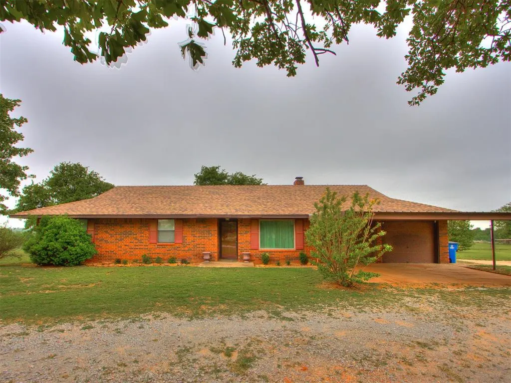 Photo 9 — 954 S Sara Road, Tuttle, OK 73010