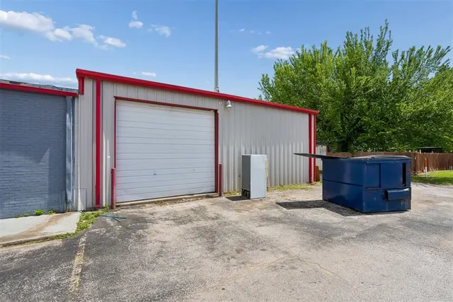 Photo 5 — 102 E Central Boulevard, Anadarko, OK 73005