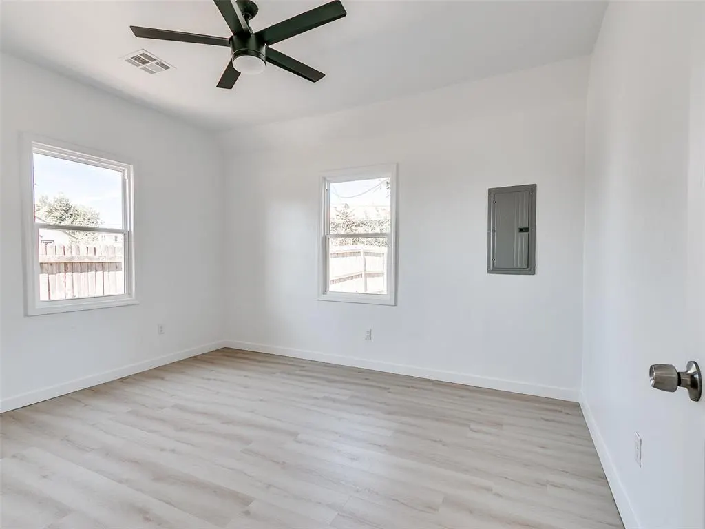 Photo 30 — 1215 NW 8th Street, Oklahoma City, OK 73106