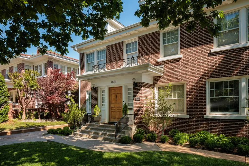 Photo 2 — 201 NW 18th Street, Oklahoma City, OK 73103