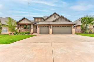 Sold home at 2712 Pebble Creek Street