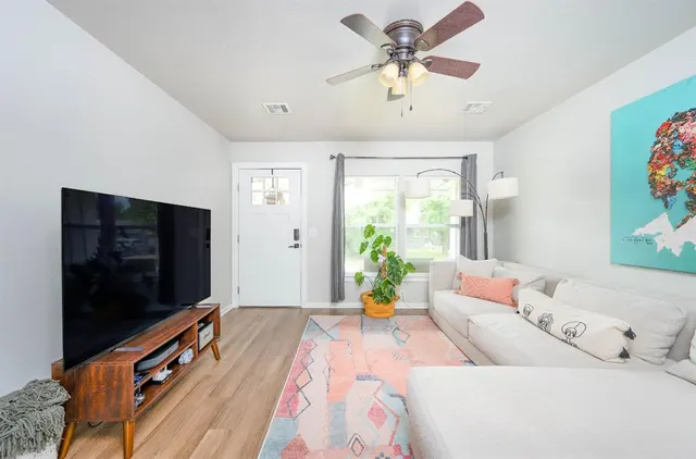 Photo 6 — 10200 N University Avenue, Oklahoma City, OK 73114