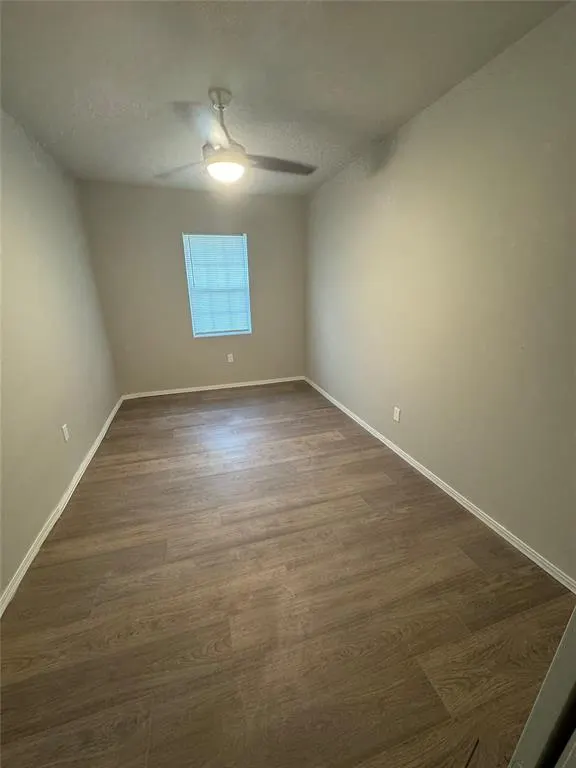 Photo 5 — 5004 Brookdale Drive, Oklahoma City, OK 73135