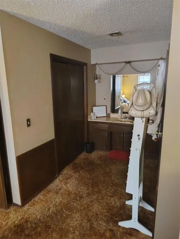 Photo 18 — 1505 Crestview Drive, Cordell, OK 73632