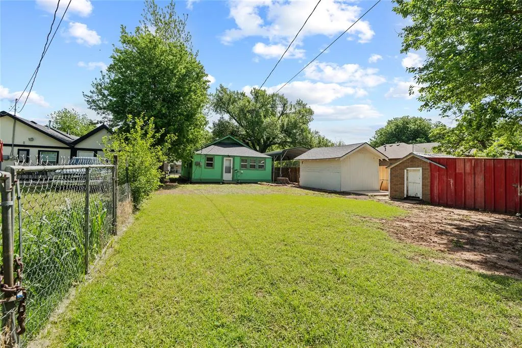 Photo 19 — 227 N K Avenue, El Reno, OK 73036