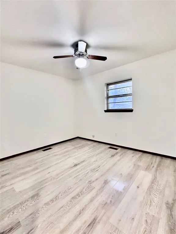 Photo 12 — 1219 N Elm Street, Weatherford, OK 73096