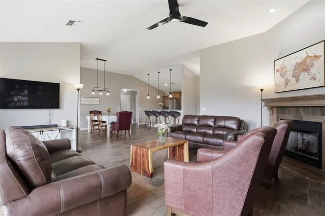 Photo 8 — 38 Freedom Circle, Altus, OK 73521