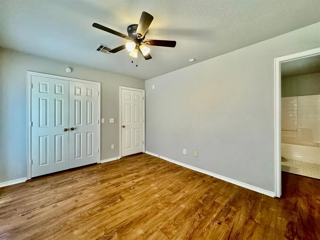 Photo 11 — 633 NW 121st Street, Oklahoma City, OK 73114
