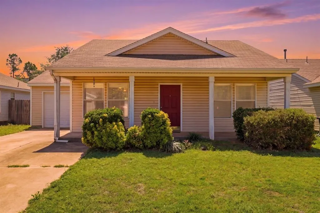 Photo 2 — 116 Rob Lane, Edmond, OK 73003
