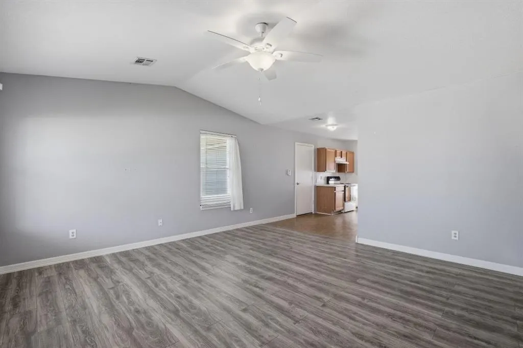 Photo 11 — 116 Rob Lane, Edmond, OK 73003