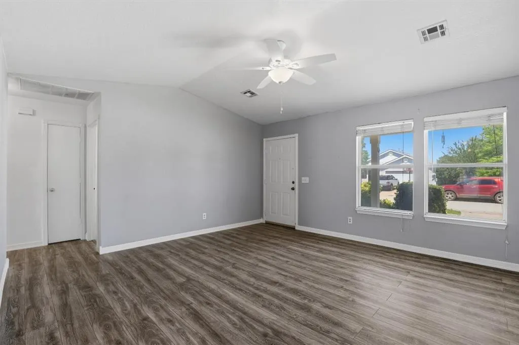 Photo 12 — 116 Rob Lane, Edmond, OK 73003