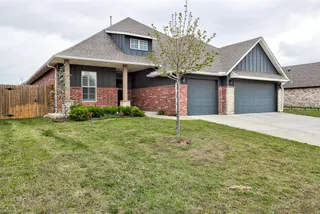 Sold home at 1405 Monterey Drive