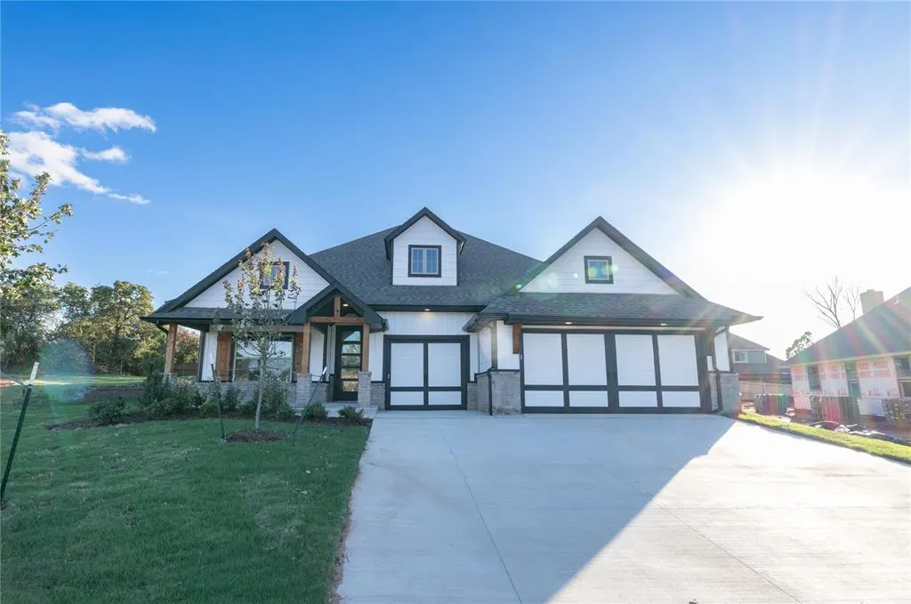 Photo 2 — 8832 Sansa Street, Edmond, OK 73007