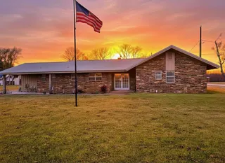 Sold home at 2064 S Highway 77 Highway