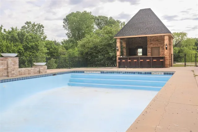 Photo 7 — 1826 County Road 1210, Tuttle, OK 73089