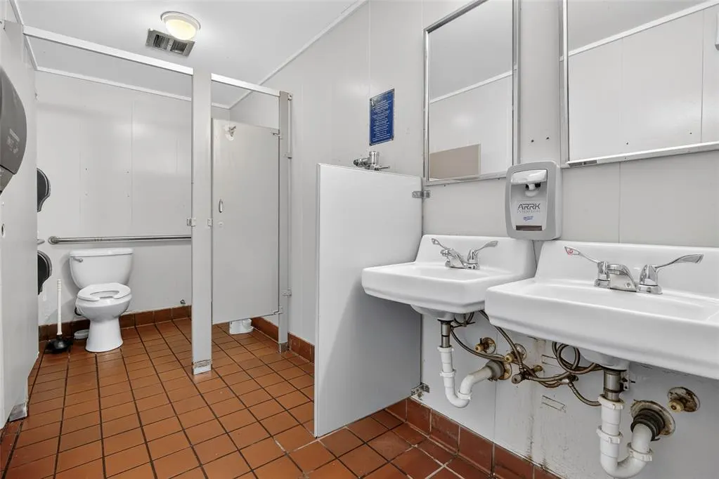 Photo 37 — 1514 W Lindsey Street, Norman, OK 73069