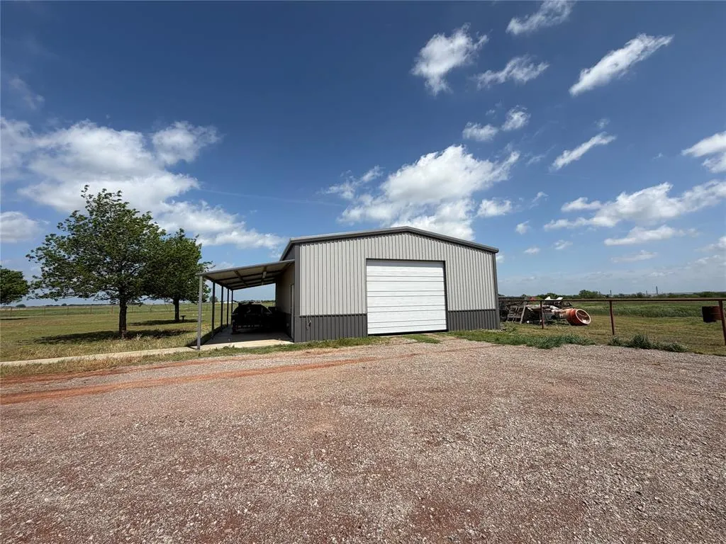 Photo 3 — 1887 State Highway 92, Amber, OK 73018