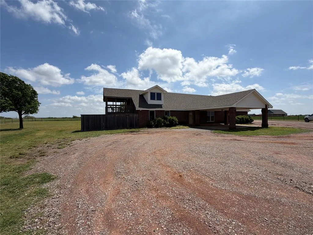 Photo 7 — 1887 State Highway 92, Amber, OK 73018