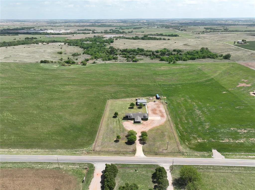 Photo 11 — 1887 State Highway 92, Amber, OK 73018