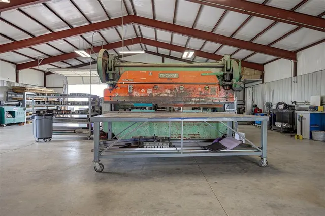 Photo 7 — 1061 S Sara Road, Blanchard, OK 73010