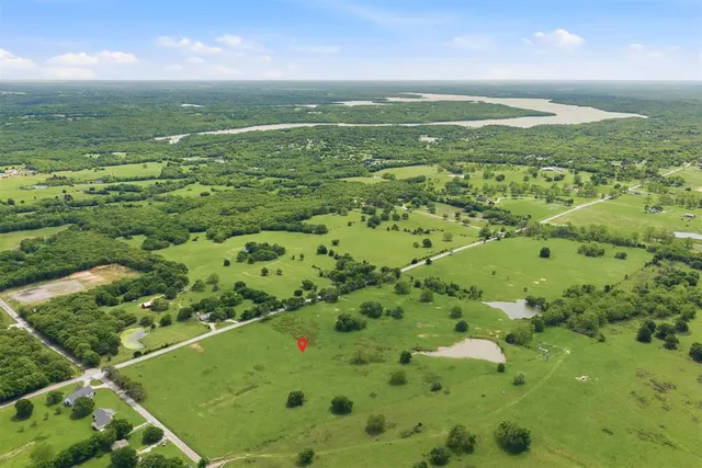 Photo 4 — 001 Chickasaw Trail Road 1, Davis, OK 73030