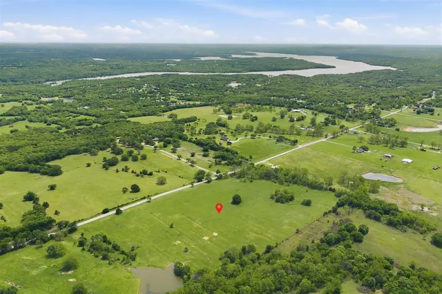 Photo 4 — 003 Chickasaw Trail Road 3, Davis, OK 73030