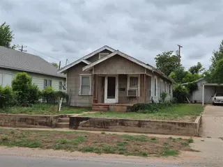 Sold home at 404 N 6th Street