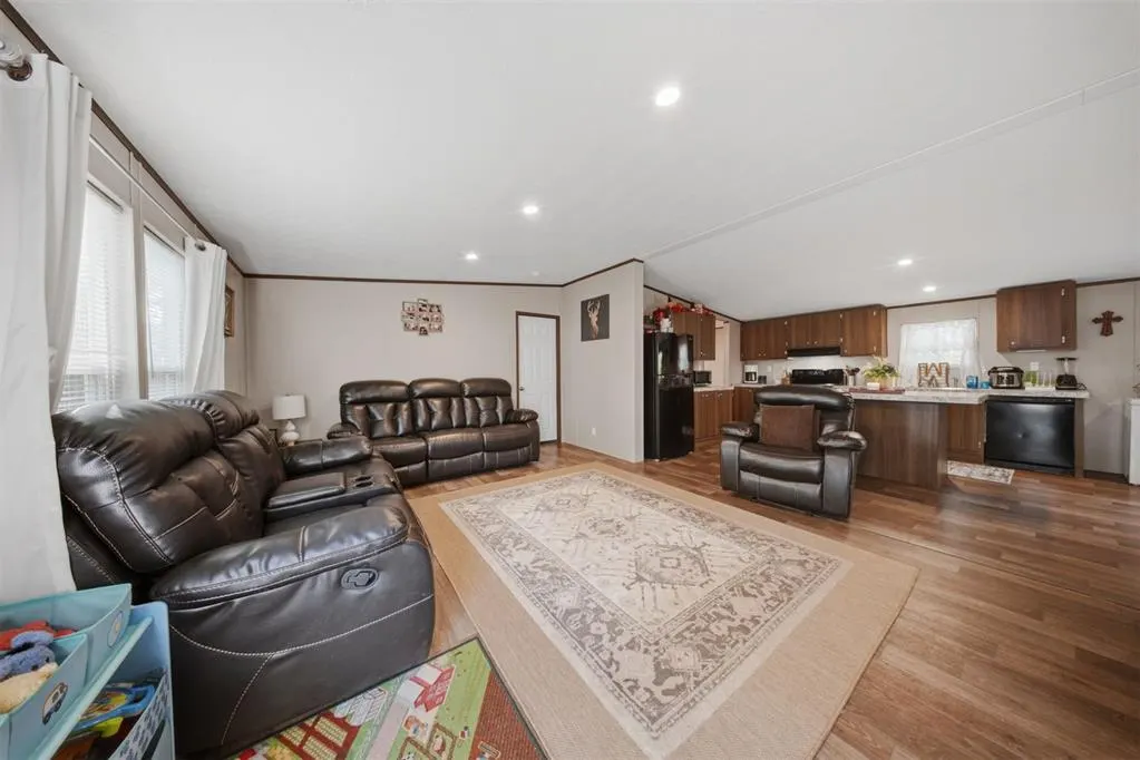 Photo 5 — 332664 E Boulders Circle, Wellston, OK 74881