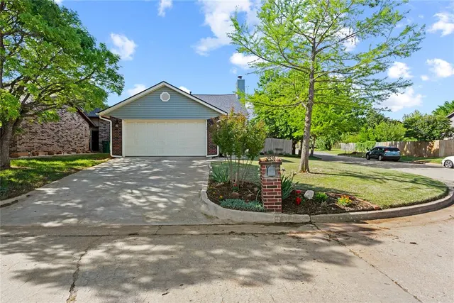 Photo 2 — 2520 Patti Place, Oklahoma City, OK 73120