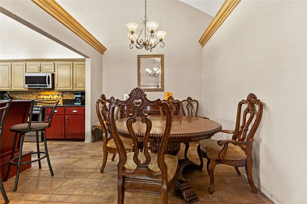 Photo 9 — 2520 Patti Place, Oklahoma City, OK 73120