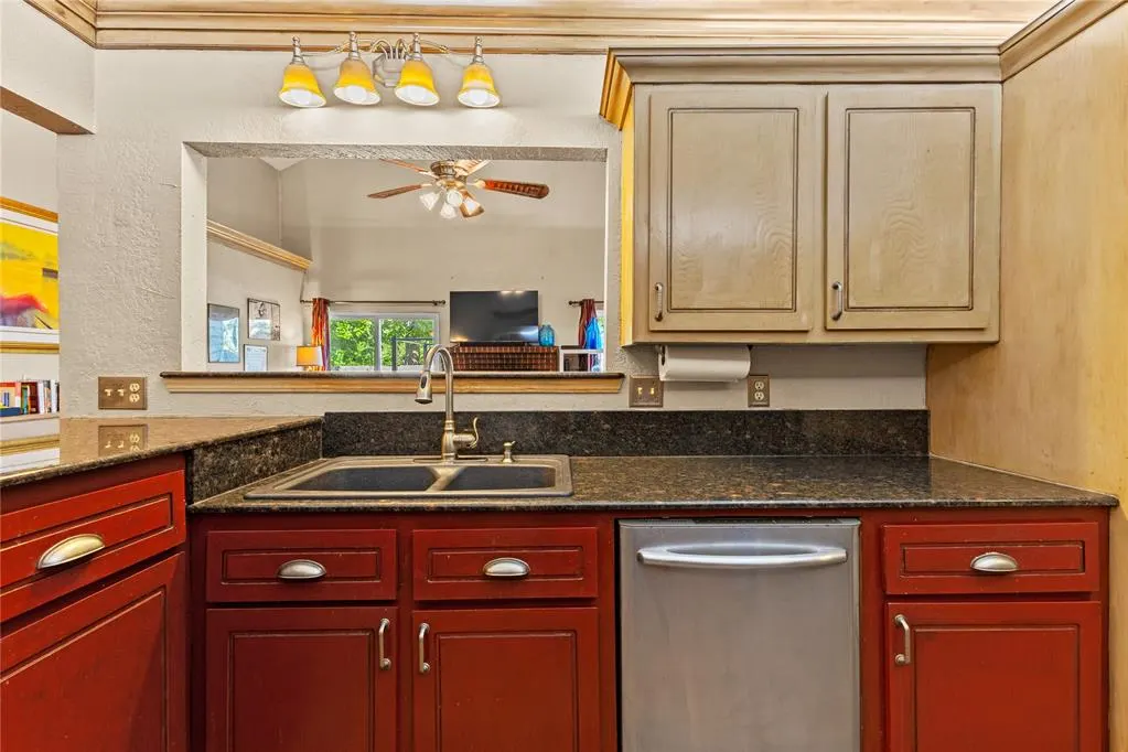 Photo 12 — 2520 Patti Place, Oklahoma City, OK 73120