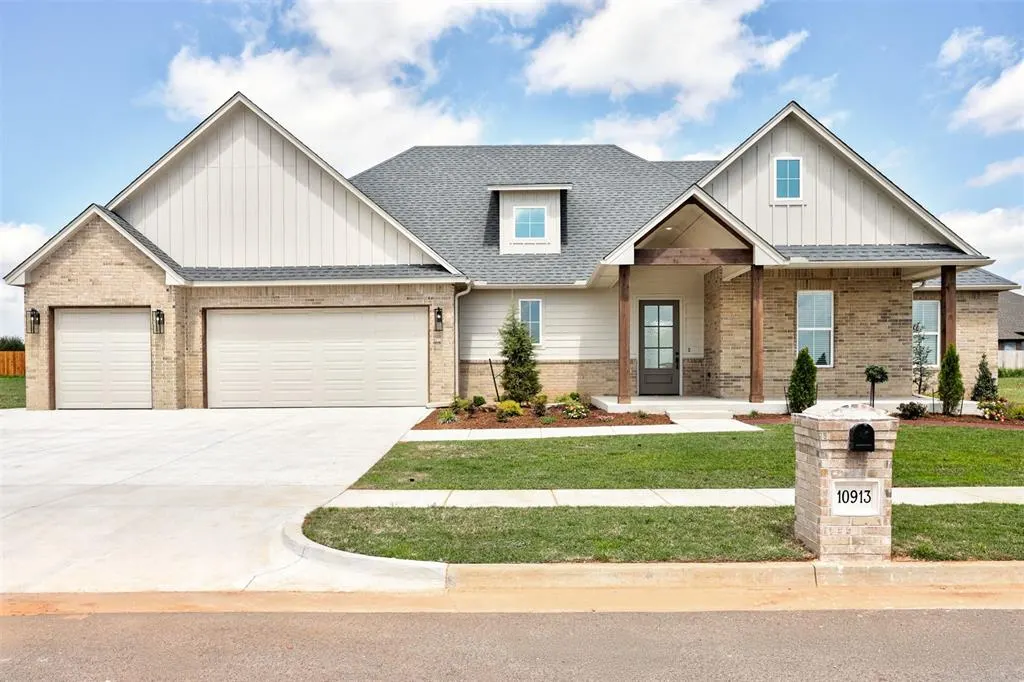 Front exterior — 10913 NW 31st Terrace, Yukon, OK 73099
