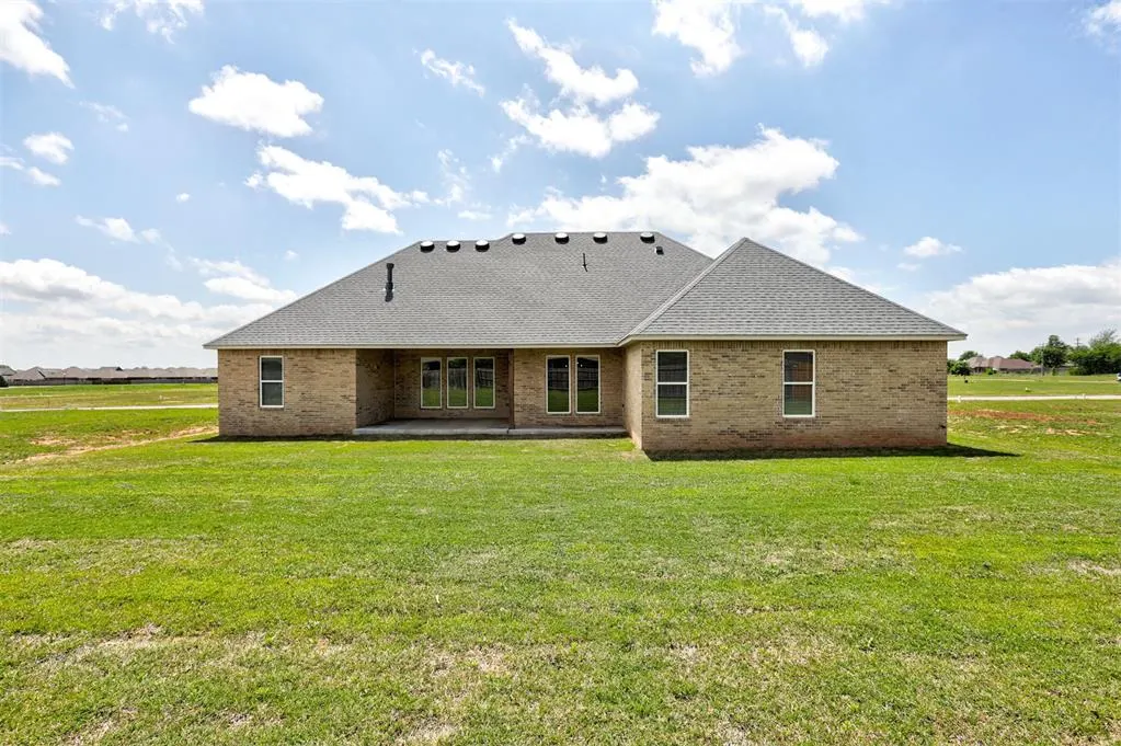 Photo 32 — 10913 NW 31st Terrace, Yukon, OK 73099