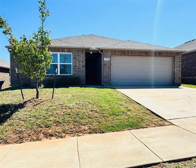 Photo 2 — 4208 Umbria Road, Oklahoma City, OK 73179